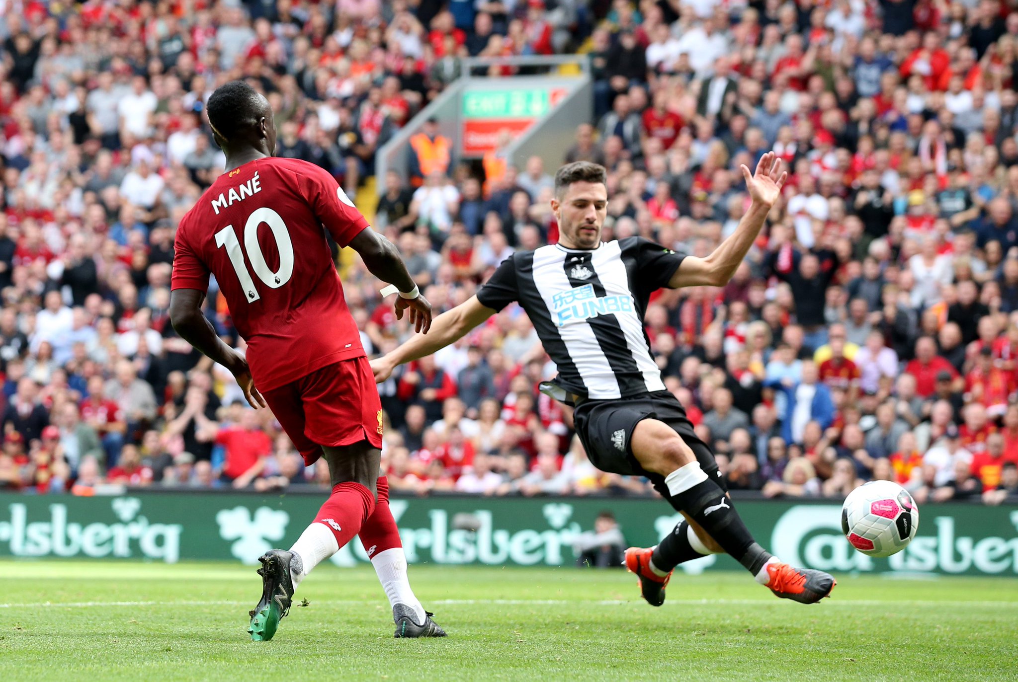 群体中保持 群体中保持